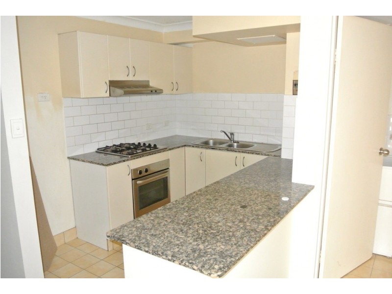 6/17 Stanley Street, Bankstown NSW 2200