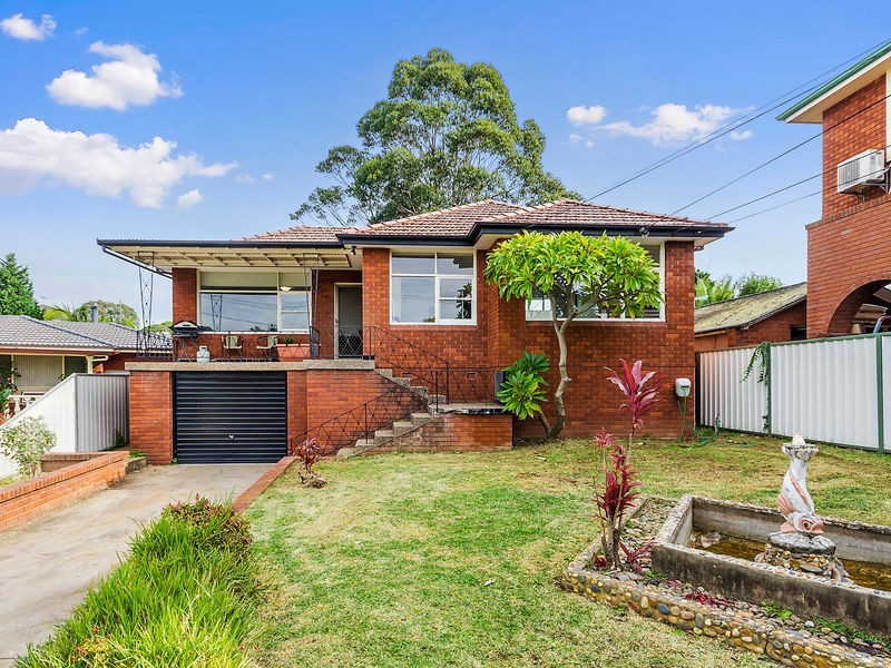 5 Gail Place, Bankstown NSW 2200