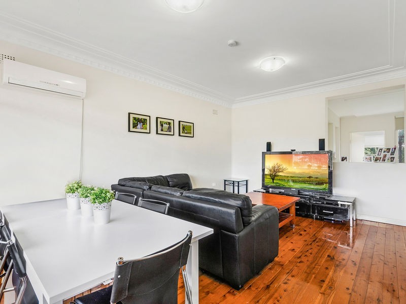 5 Gail Place, Bankstown NSW 2200