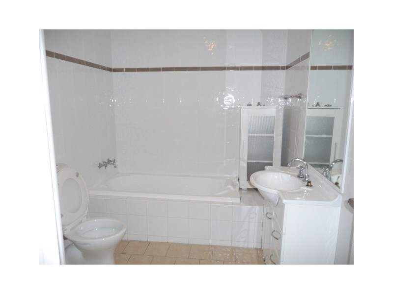 13/8 Melanie Street, Bankstown NSW 2200