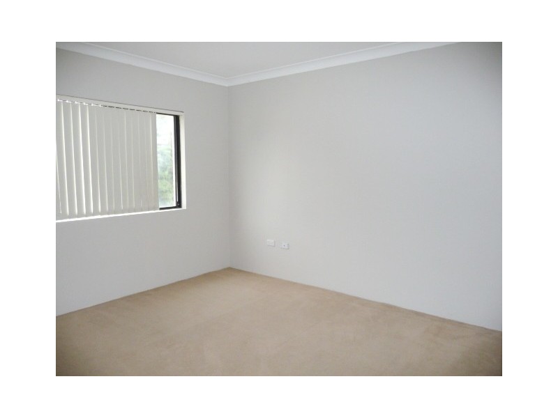 13/8 Melanie Street, Bankstown NSW 2200