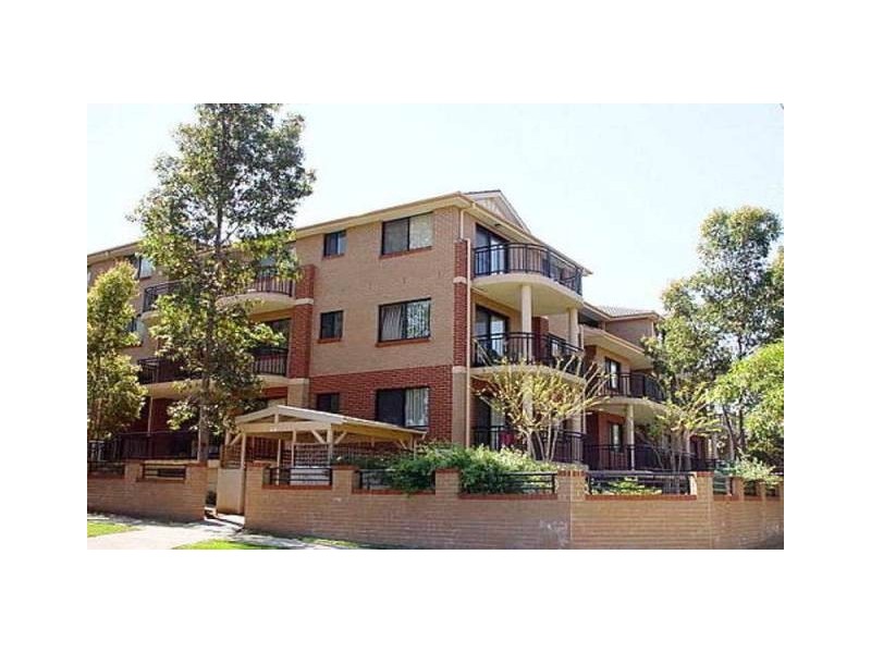 2/13 Gordon Street, Bankstown NSW 2200