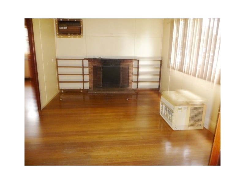 4 Haig Avenue, Georges Hall NSW 2198