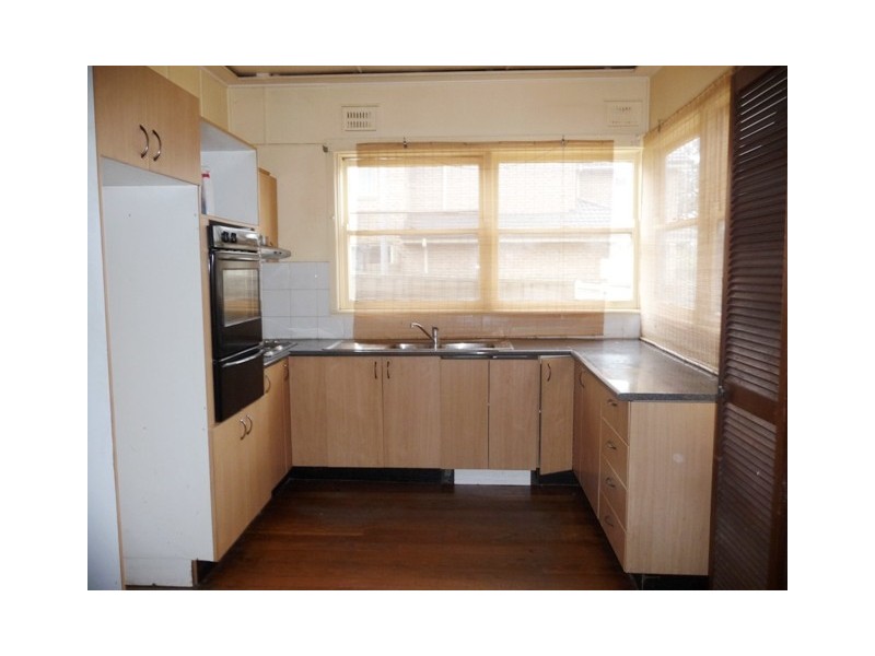 4 Haig Avenue, Georges Hall NSW 2198