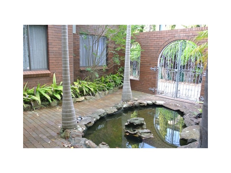 73 Old Kent Road, Greenacre NSW 2190