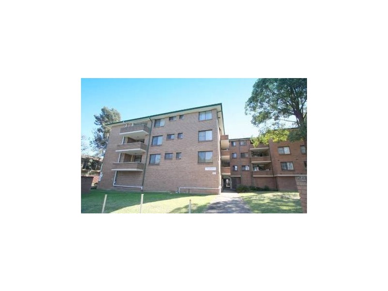 18/17 Rickard Road, Bankstown NSW 2200