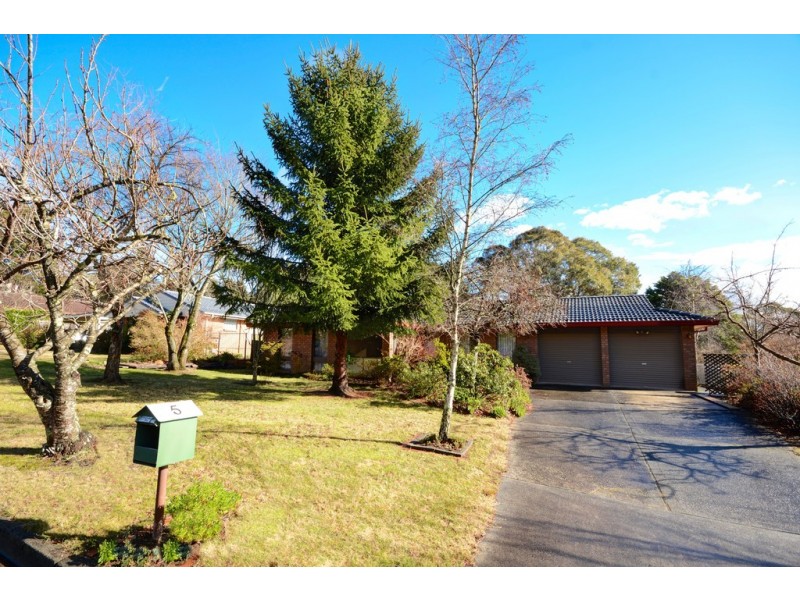 5 Forest Park Road, Blackheath NSW 2785