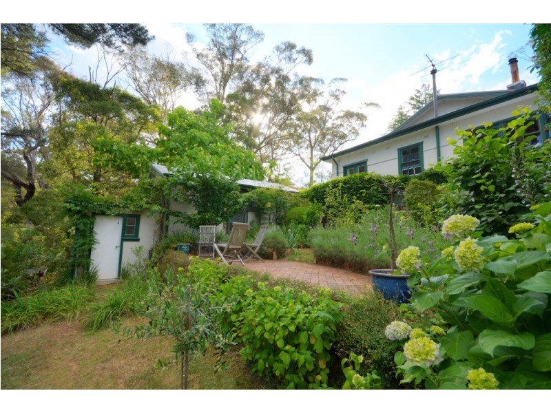 223 Hat Hill Road, Blackheath NSW 2785