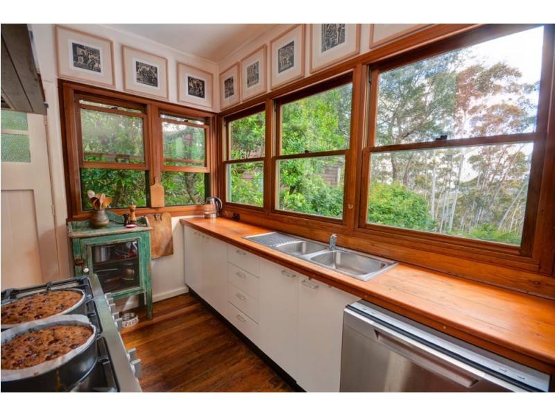 223 Hat Hill Road, Blackheath NSW 2785