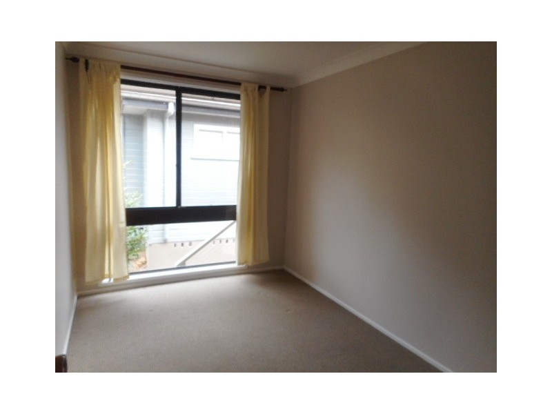 25 GORDON AVENUE, Blackheath NSW 2785