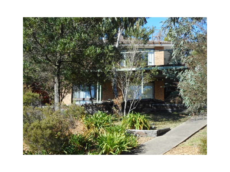 25 GORDON AVENUE, Blackheath NSW 2785