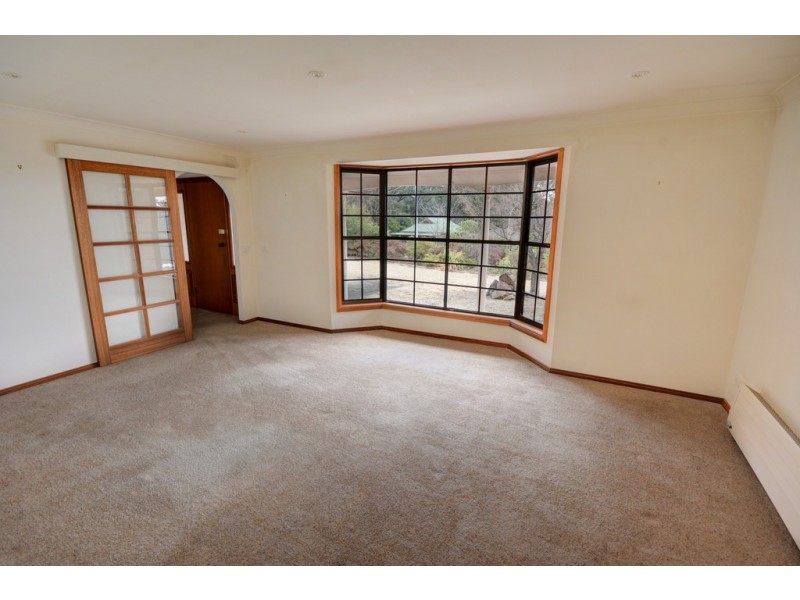 25-27 Sunbeam Avenue, Blackheath NSW 2785