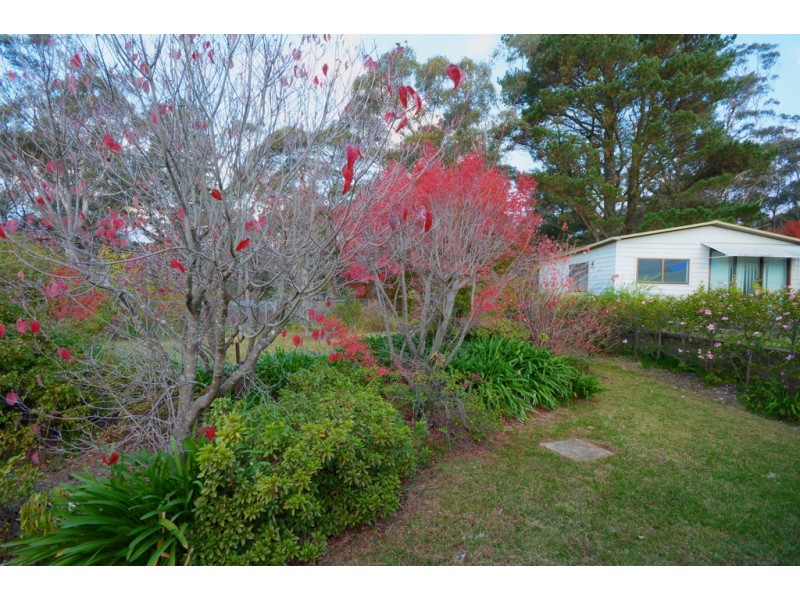 25-27 Sunbeam Avenue, Blackheath NSW 2785