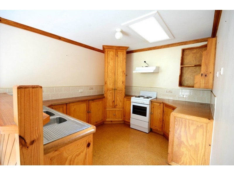 42 Rodriguez Ave, Blackheath NSW 2785