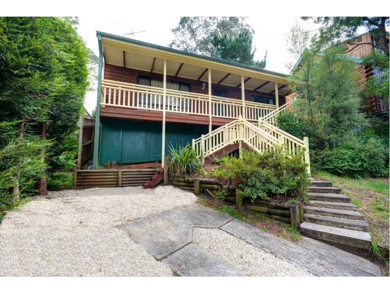 42 Rodriguez Ave, Blackheath NSW 2785