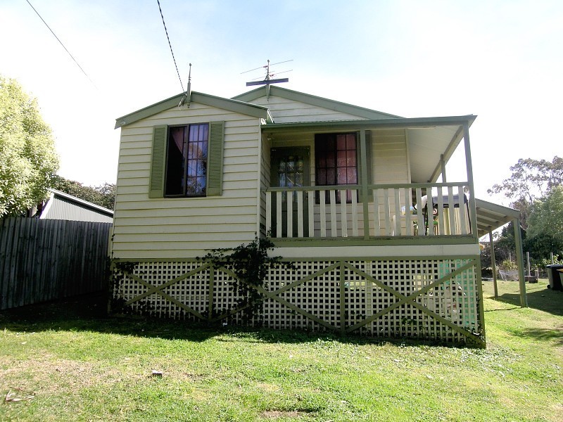 32 Carrington Avenue, Mount Victoria NSW 2786