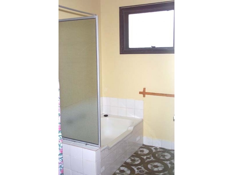 11 Lawrence Street, Blackheath NSW 2785