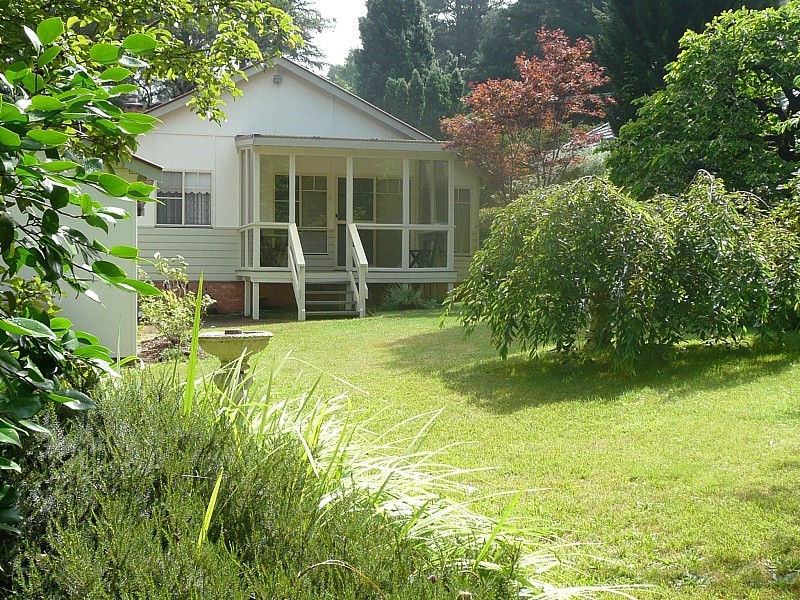 132 Clarence Road, Blackheath NSW 2785