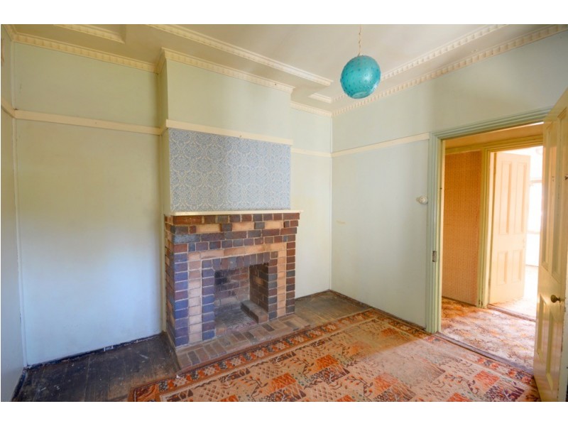 91 Govetts Leap Road, Blackheath NSW 2785