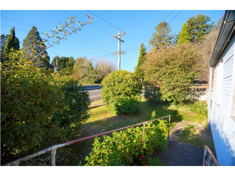 91 Govetts Leap Road, Blackheath NSW 2785