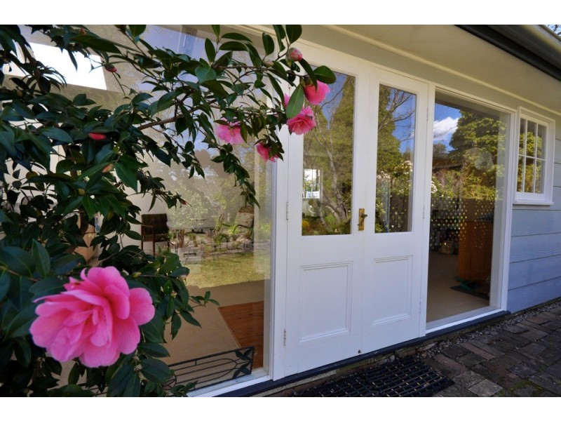 32 St Georges Pde, Mount Victoria NSW 2786