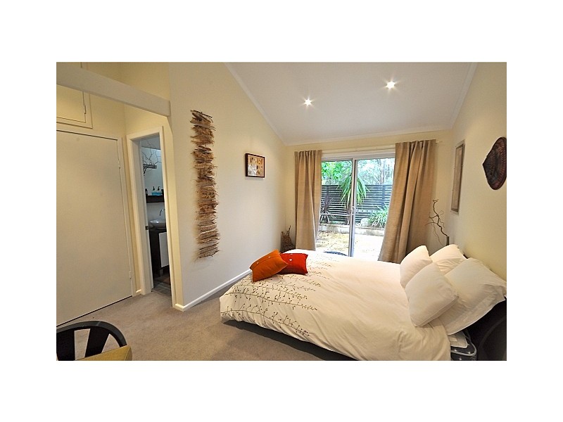 32 St Georges Pde, Mount Victoria NSW 2786