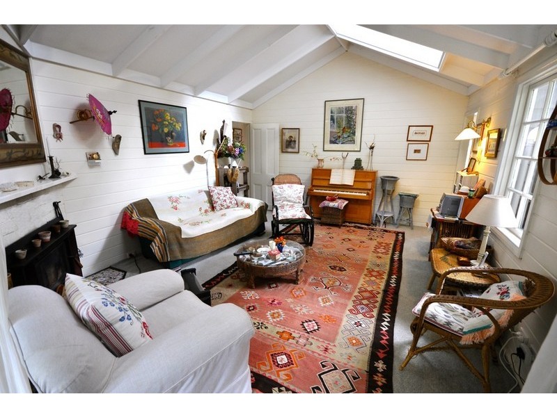 32 St Georges Pde, Mount Victoria NSW 2786