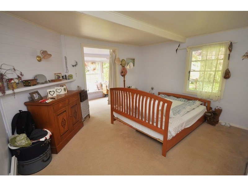 32 St Georges Pde, Mount Victoria NSW 2786