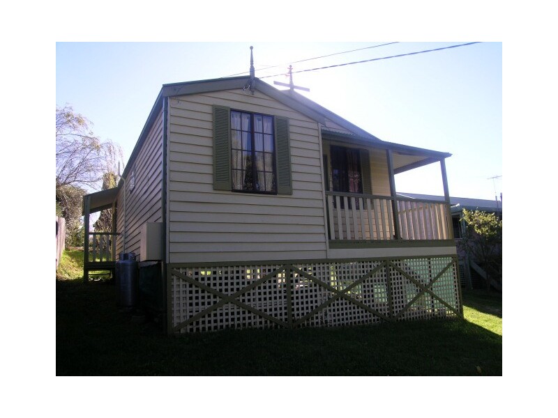 32 Carrington Ave, Mount Victoria NSW 2786