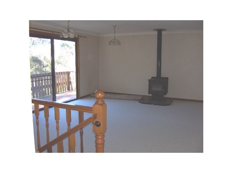 28 Dell St, Blackheath NSW 2785