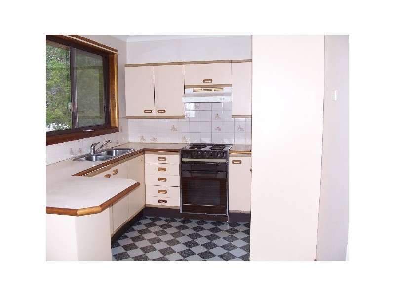 28 Dell St, Blackheath NSW 2785