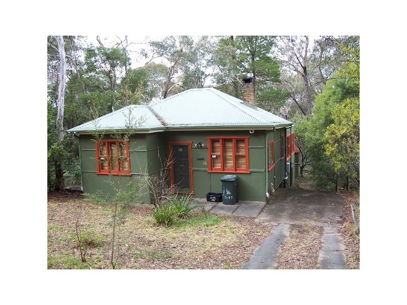 16 Dell St, Blackheath NSW 2785