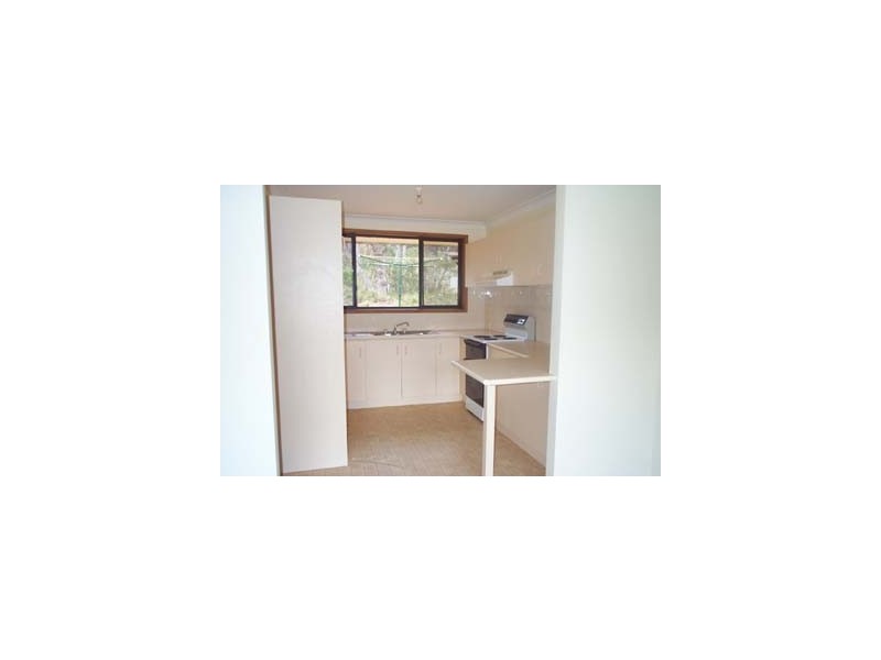 35 Godson Ave, Blackheath NSW 2785