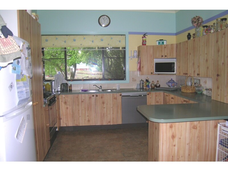 2 Evans Lookout Rd, Blackheath NSW 2785