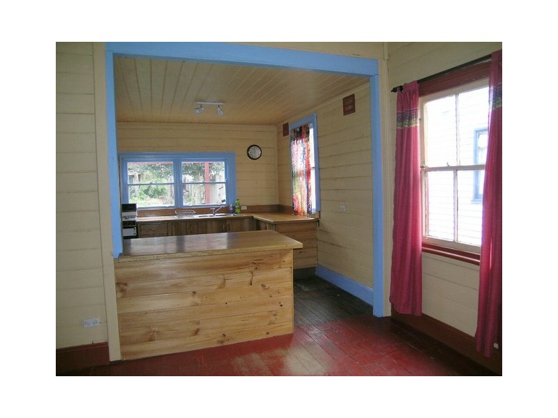 24 Prince Edward Street, Blackheath NSW 2785