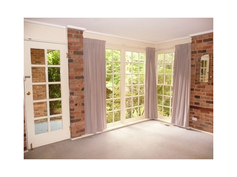 63  Cross st, Blackheath NSW 2785