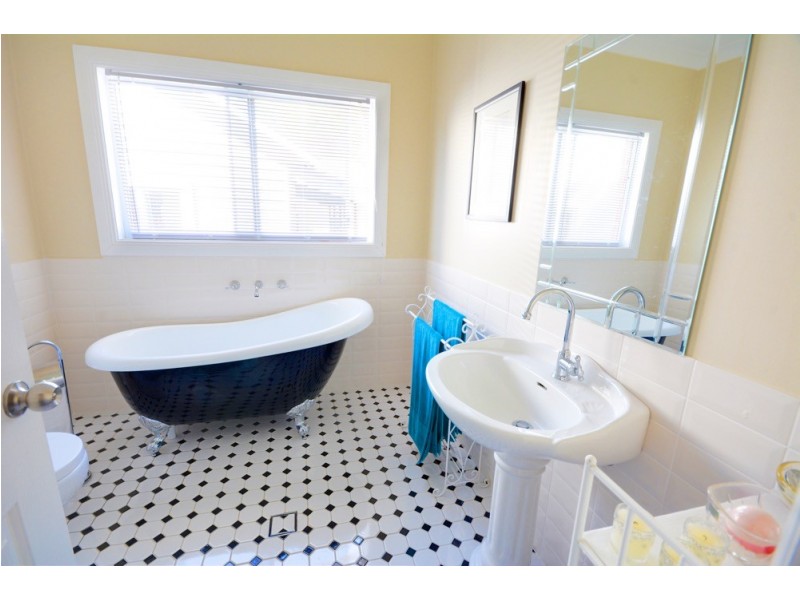 11 Ailsa Street, Mount Victoria NSW 2786