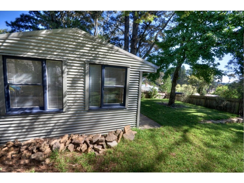 22 Bridges Street, Blackheath NSW 2785