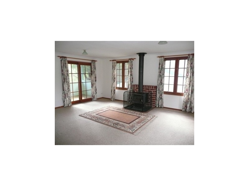 6 Harrison Street, Blackheath NSW 2785