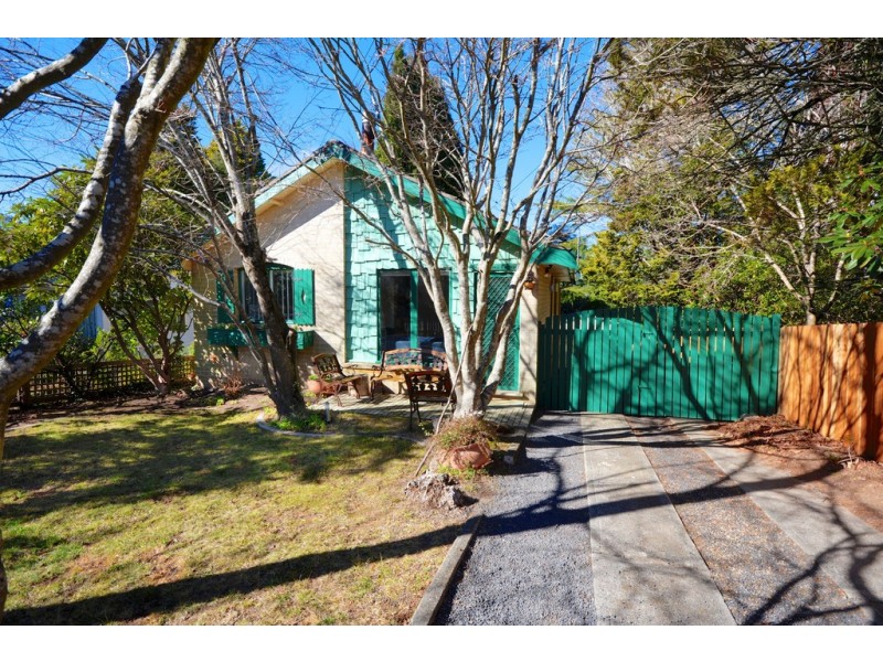 145 Hat Hill Road, Blackheath NSW 2785