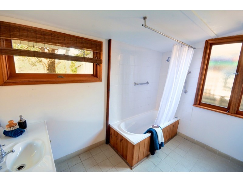 49 Montgomery Street, Mount Victoria NSW 2786