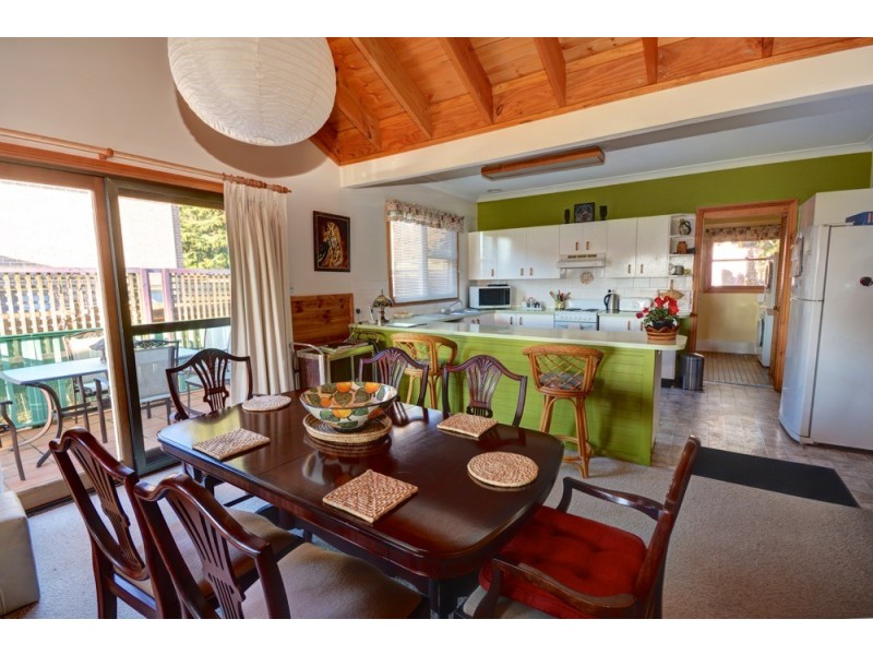 11 HILLIER AVENUE, Blackheath NSW 2785