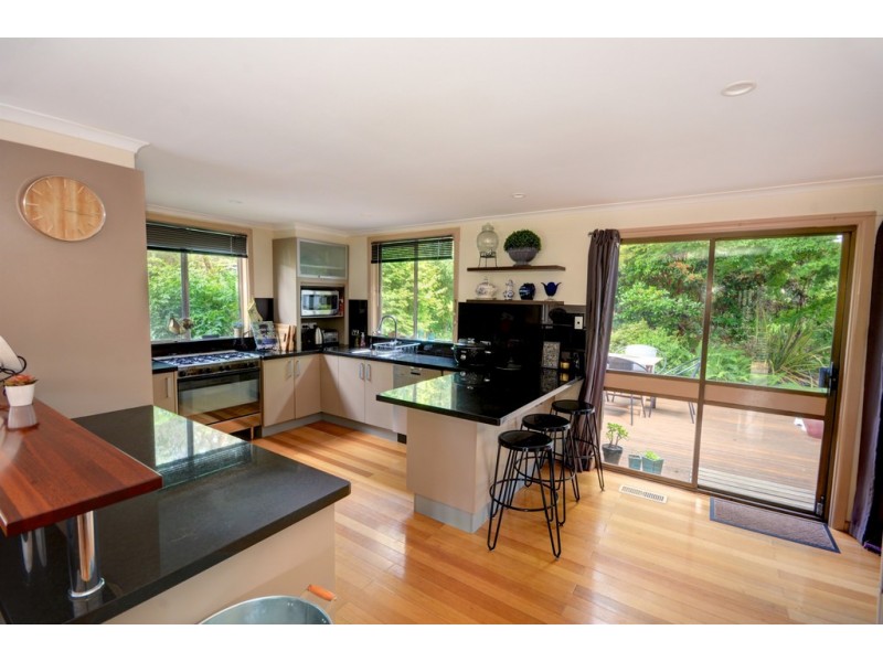 71 Bettington Road, Blackheath NSW 2785