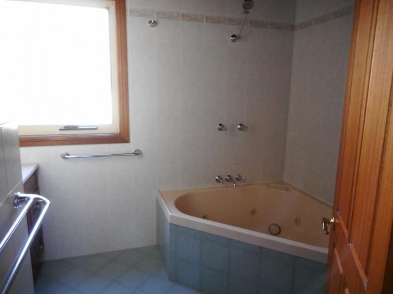 114 CLEOPATRA STREET, Blackheath NSW 2785