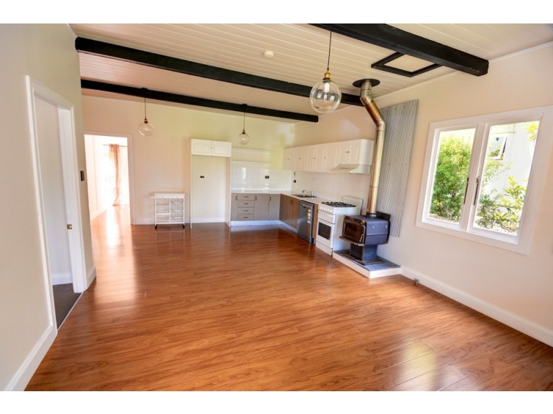 10 Rodriguez Ave, Blackheath NSW 2785