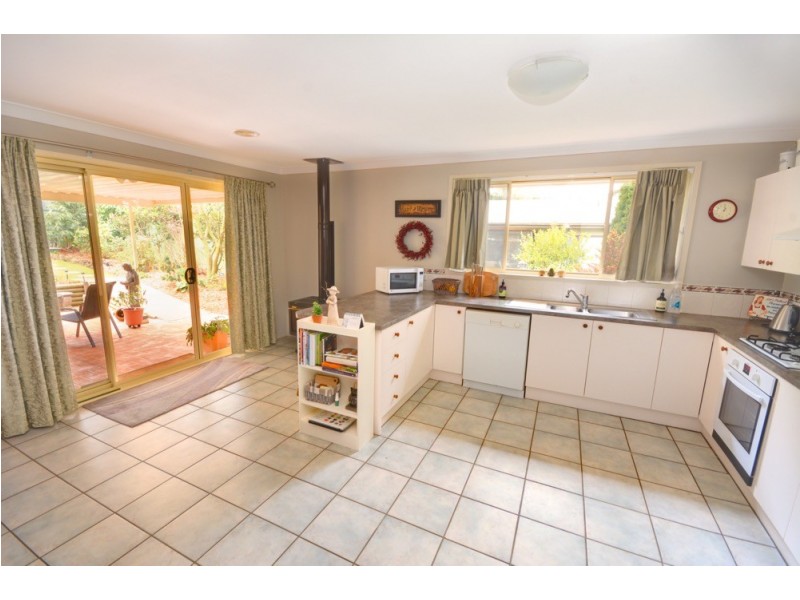 15 PALMER CRESCENT, Blackheath NSW 2785