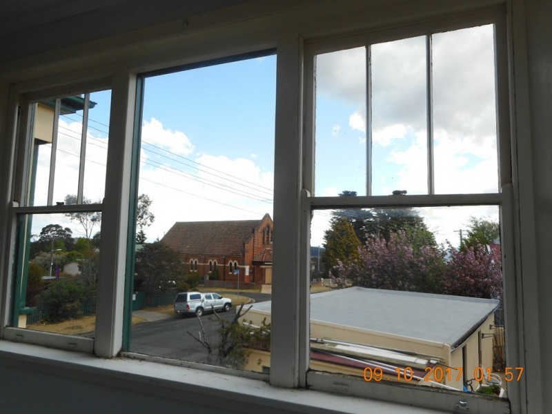 FLAT 1/124 STATION STREET, Blackheath NSW 2785