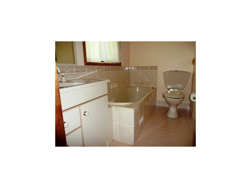 132 Clarence, Blackheath NSW 2785