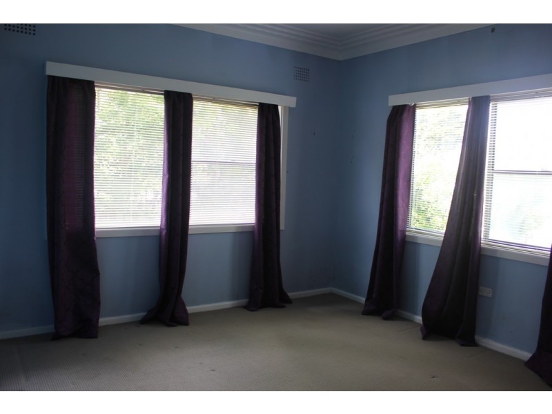 1 COOMASSIE STREET, Katoomba NSW 2780