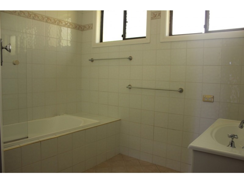 1 COOMASSIE STREET, Katoomba NSW 2780